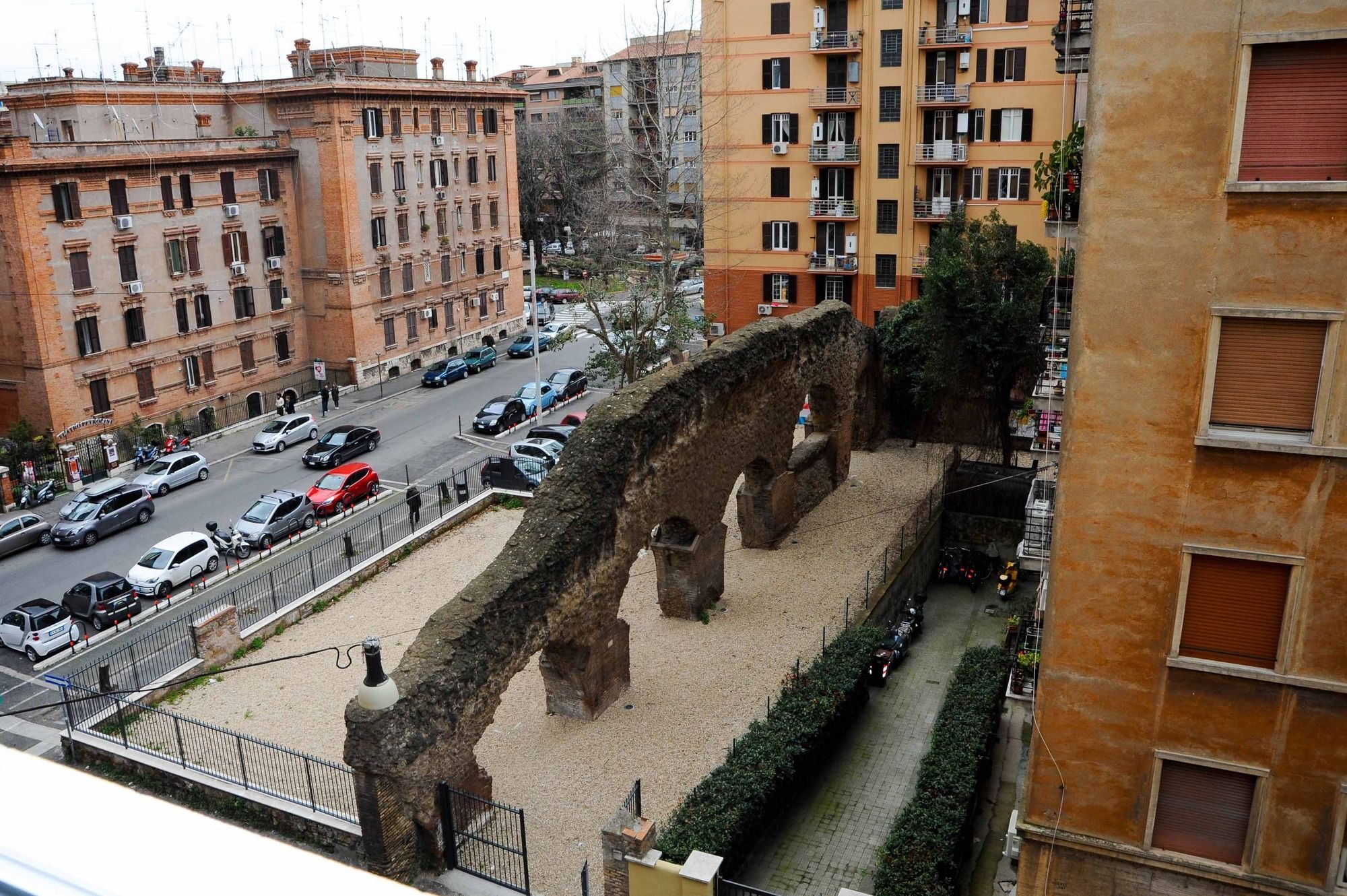 A Testaccio Da Max Рим Екстериор снимка